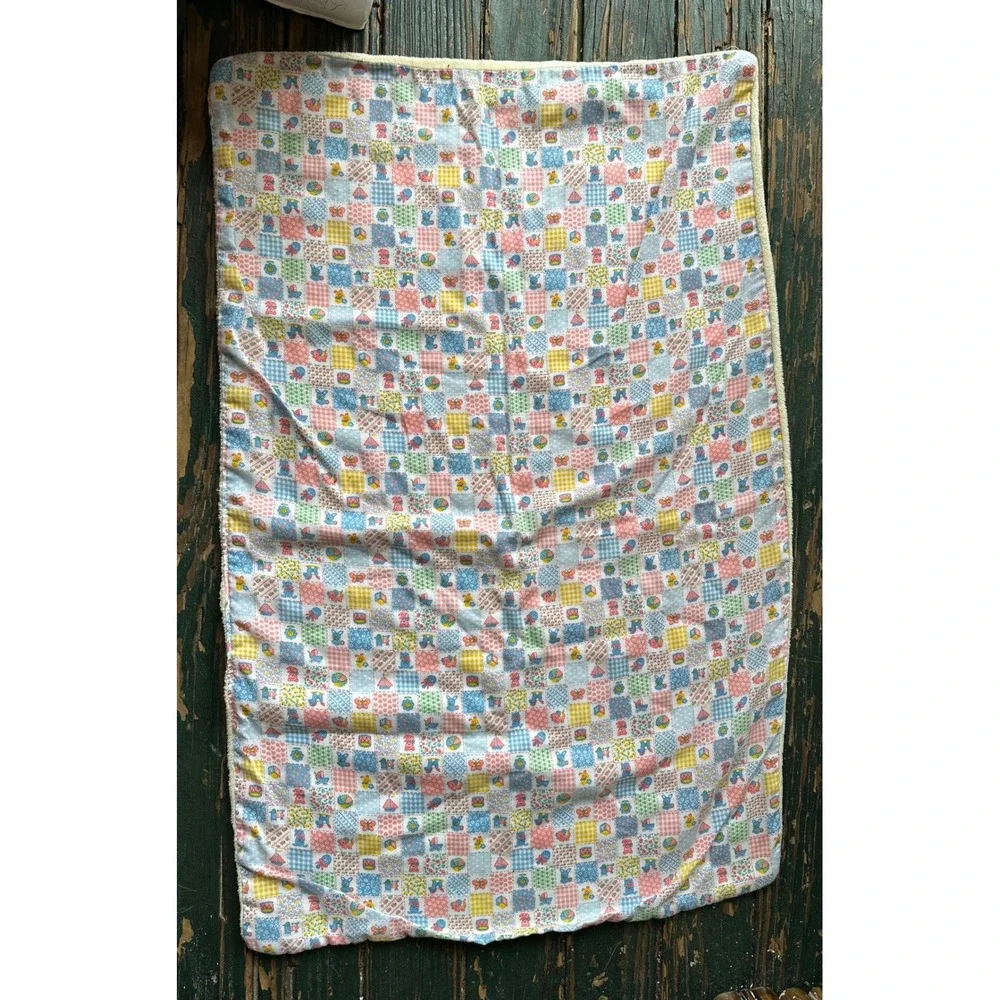 Vintage Patchwork Nursery Baby Blanket Faux Fur Back Teddy Bear Blue Pink Yellow